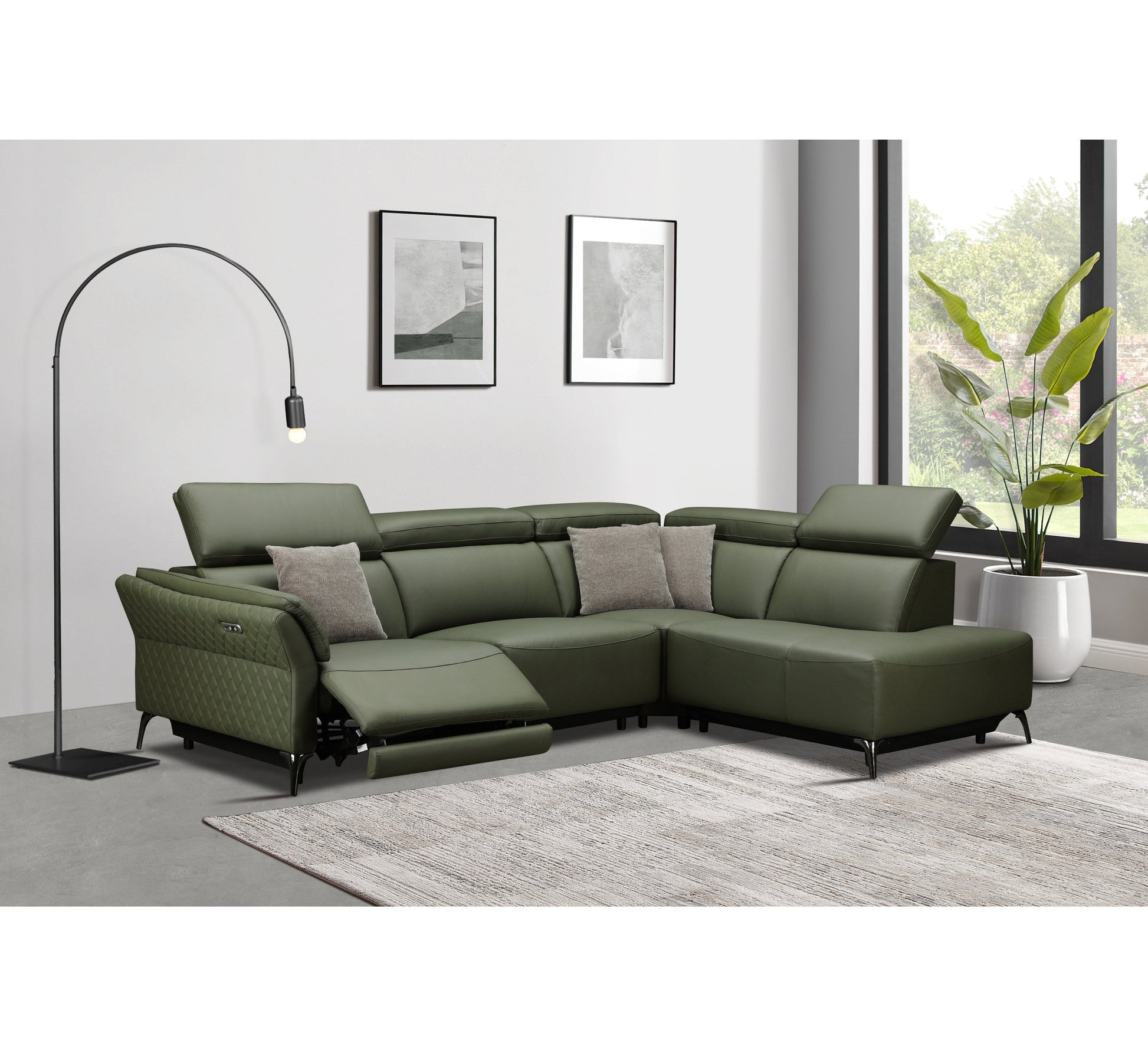 Milan Electric Corner Suite