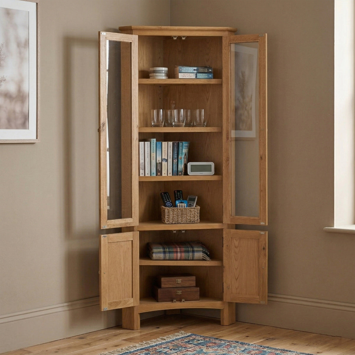 Kenny corner display unit