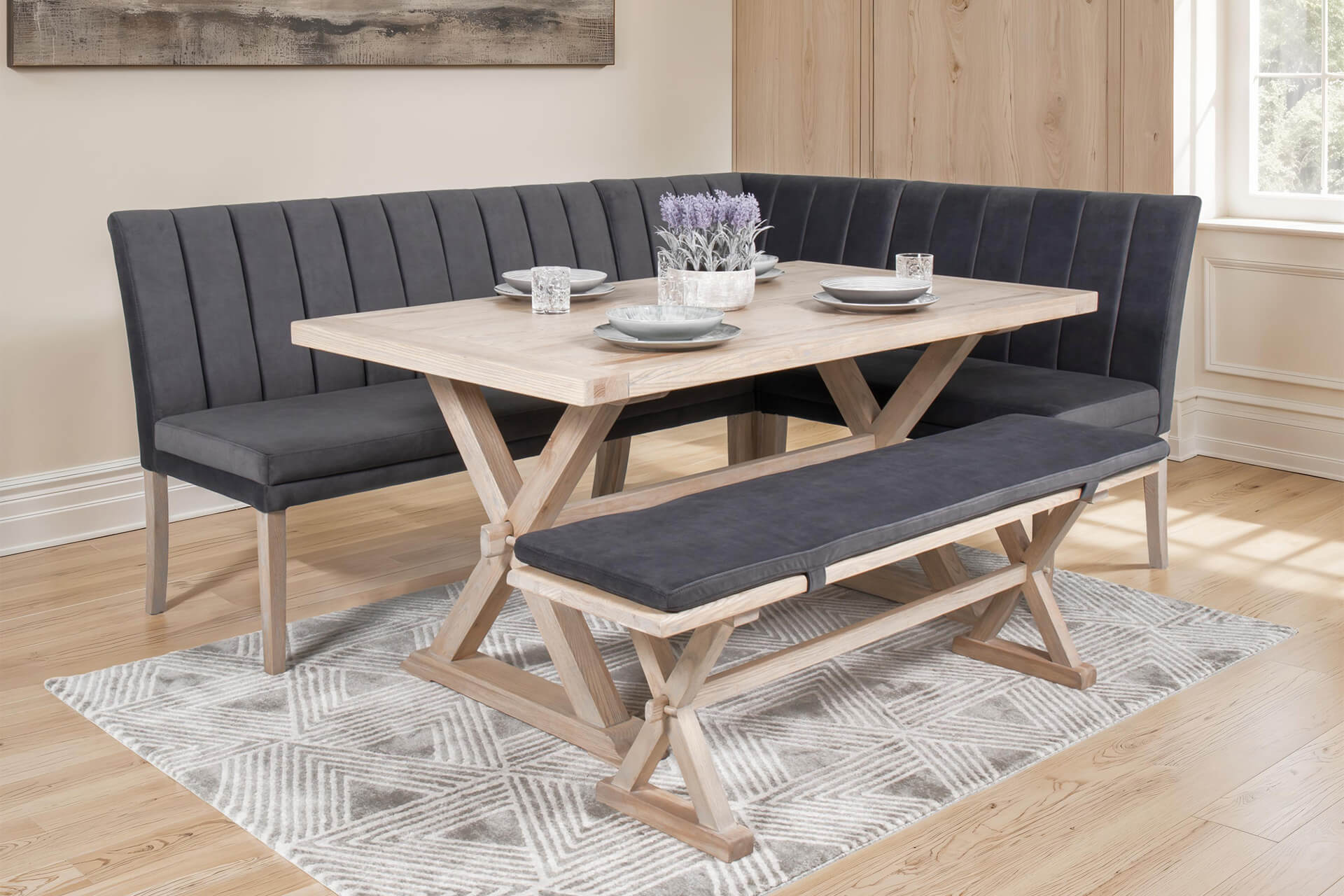 Valentia Dining Table