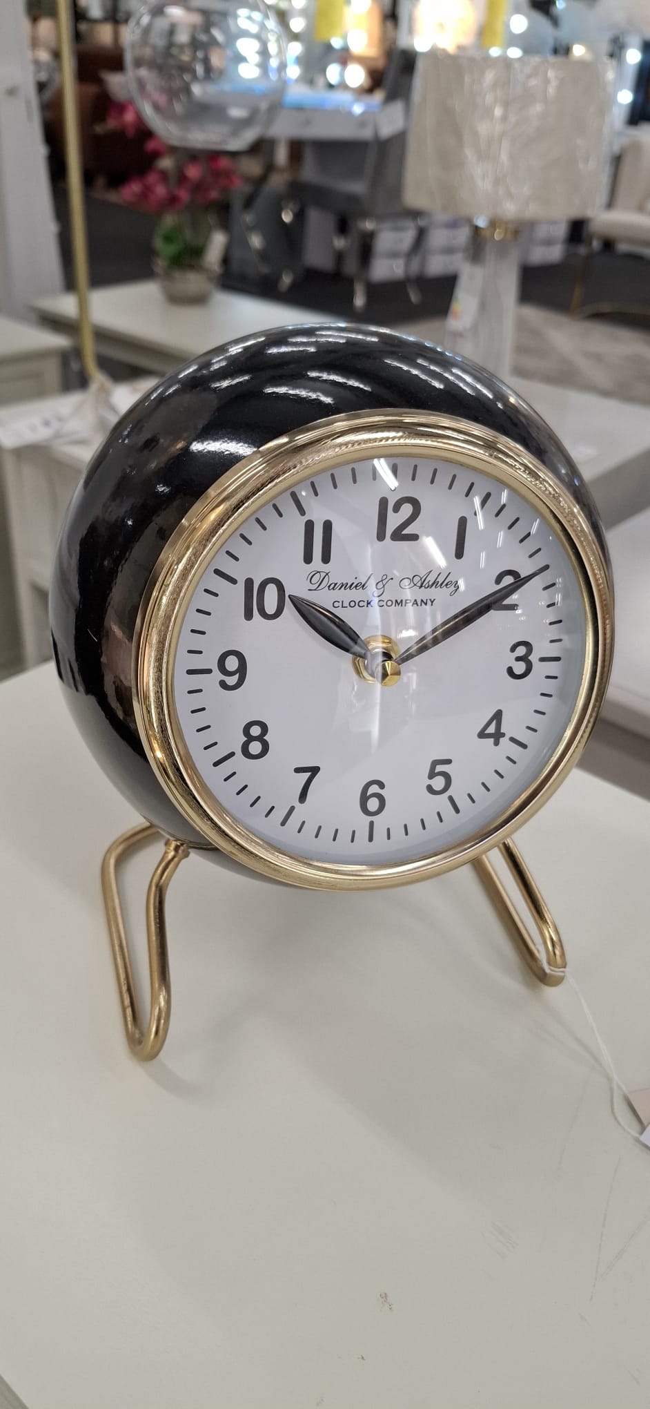 Retro Mantle Clock