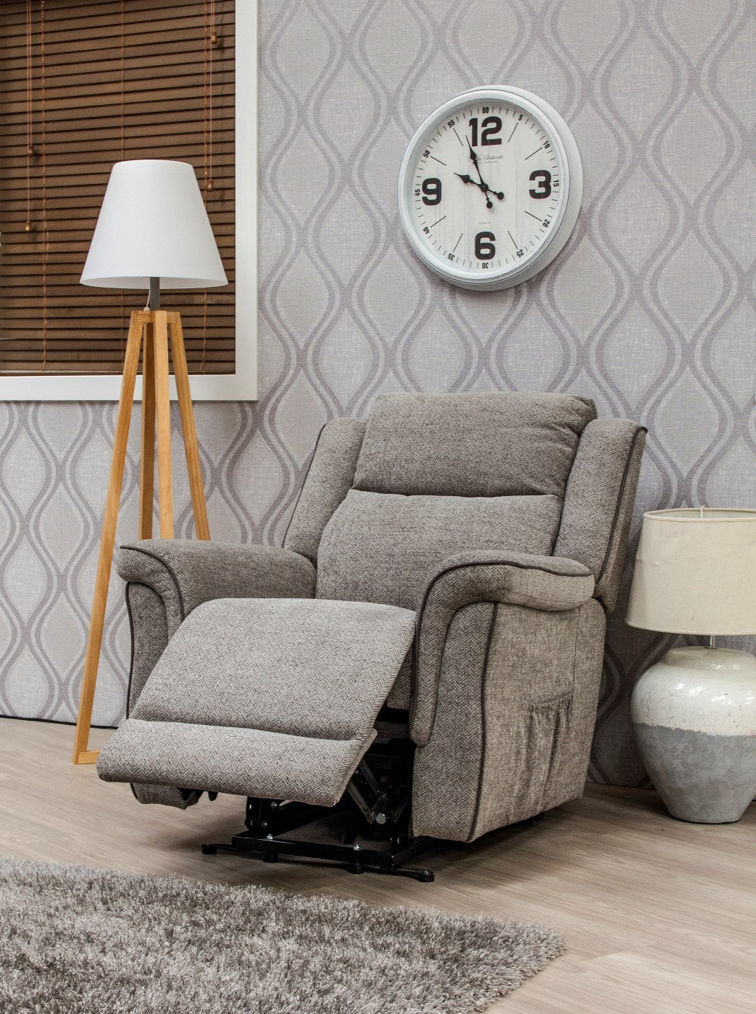 Spencer Tilt & Lift Chair