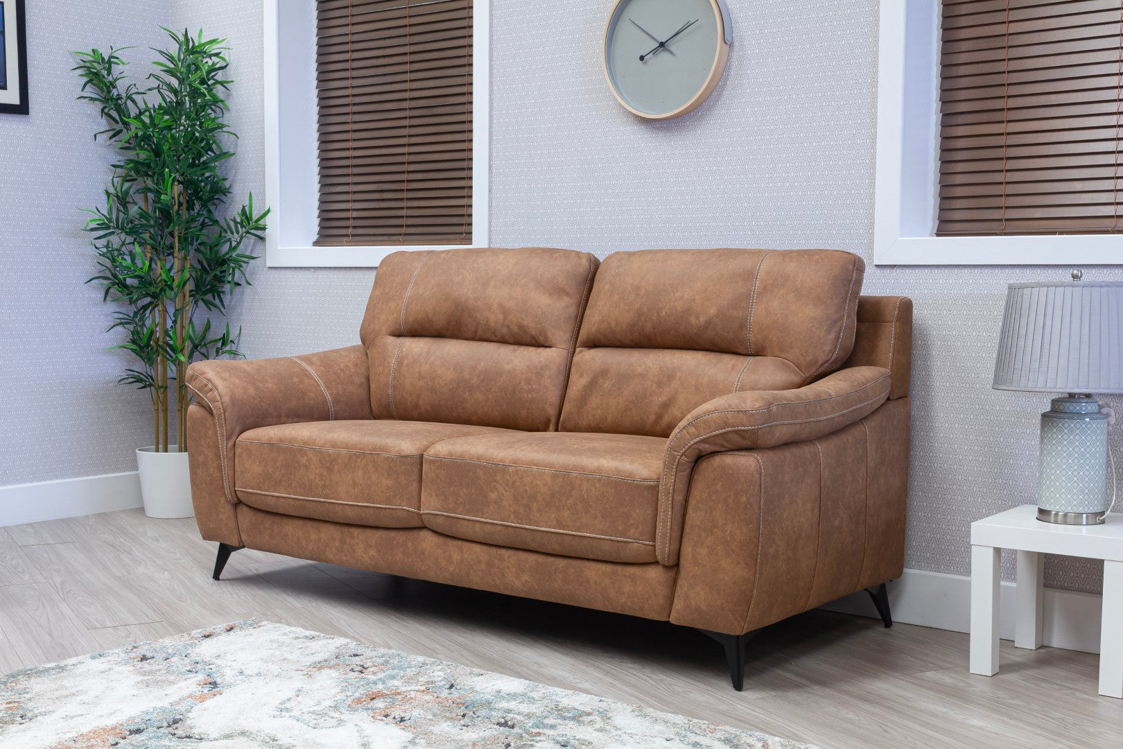 Abigail sofa - saddle