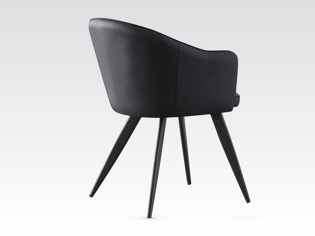 Nevada 110 cm Round dining table set with 4 x San Remo chairs