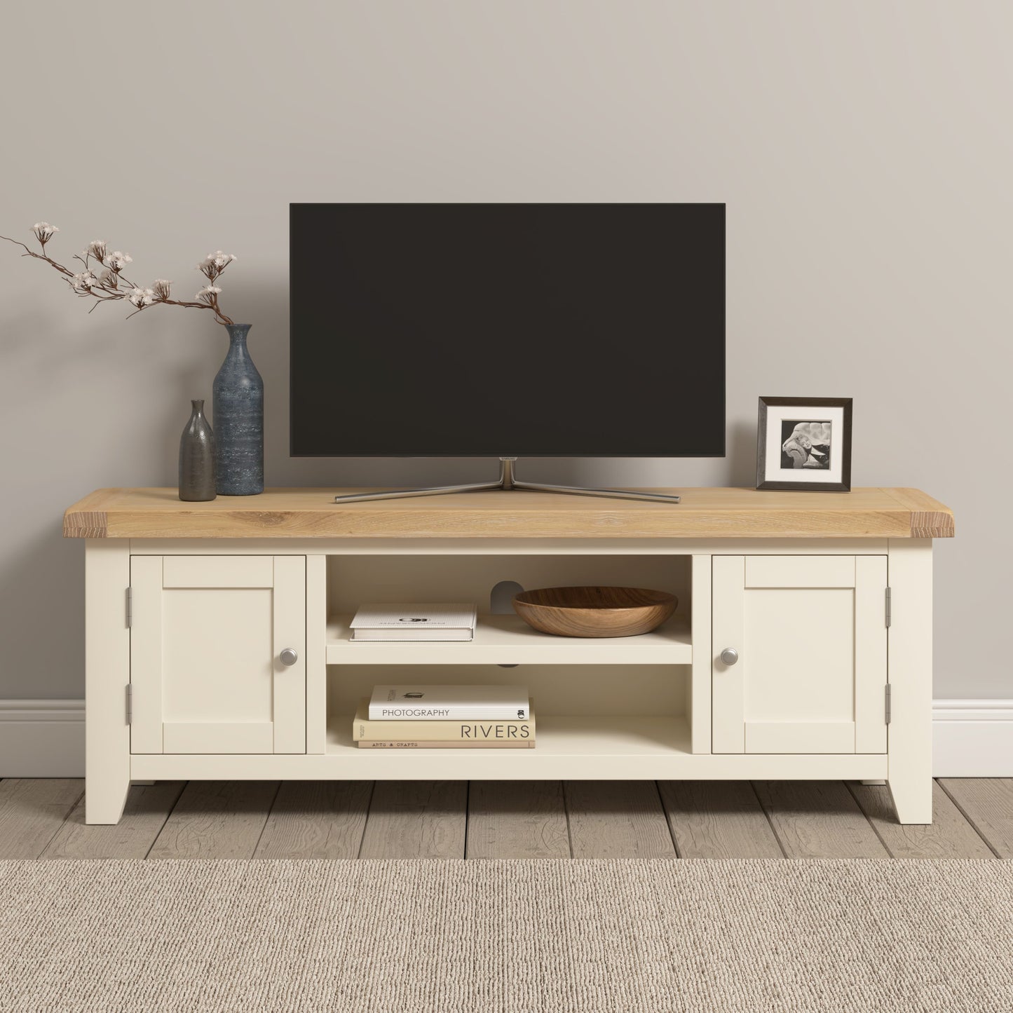 Windsor Straight TV Unit